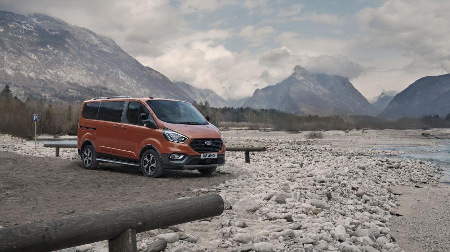  Ford Tourneo Custom Active 2020 года  (EU) (фото 1 из 10)